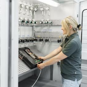 Kalibrálás gázanalízis és egyéb kémiai elemzések területén